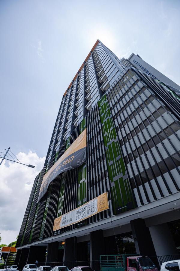 Beacon Executive Suites George Town Exteriör bild