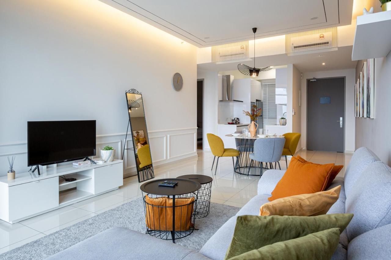 Beacon Executive Suites George Town Exteriör bild