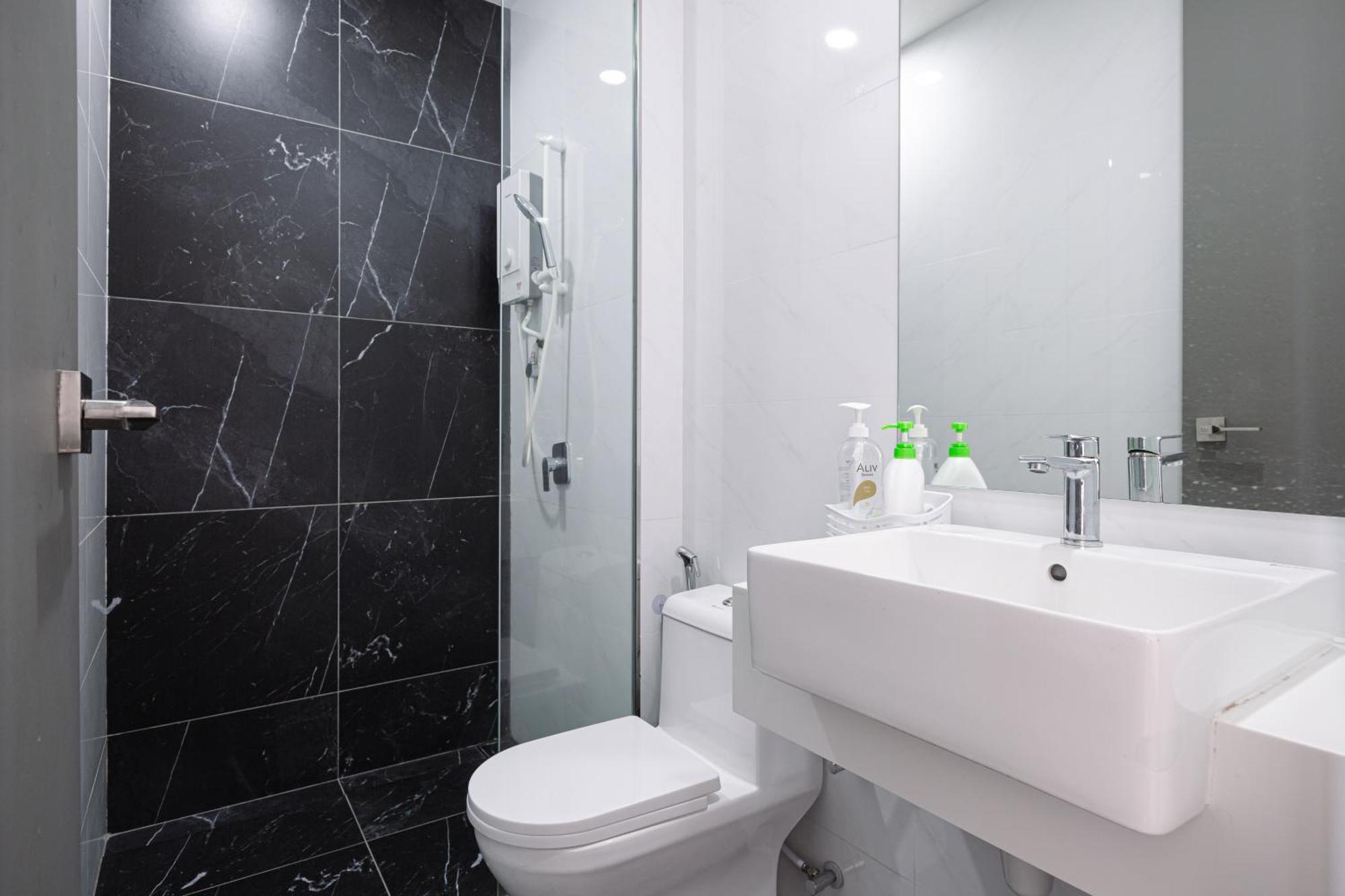 Beacon Executive Suites George Town Rum bild