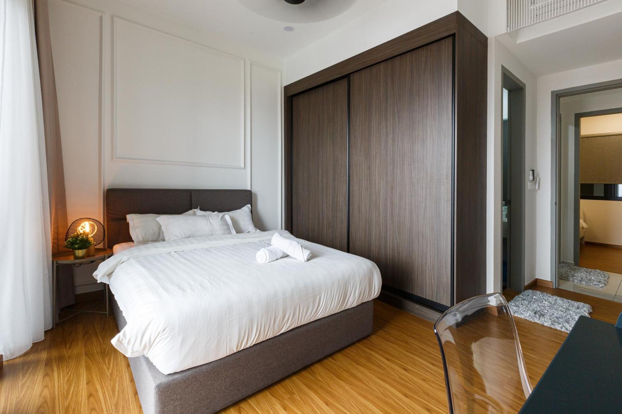 Beacon Executive Suites George Town Rum bild
